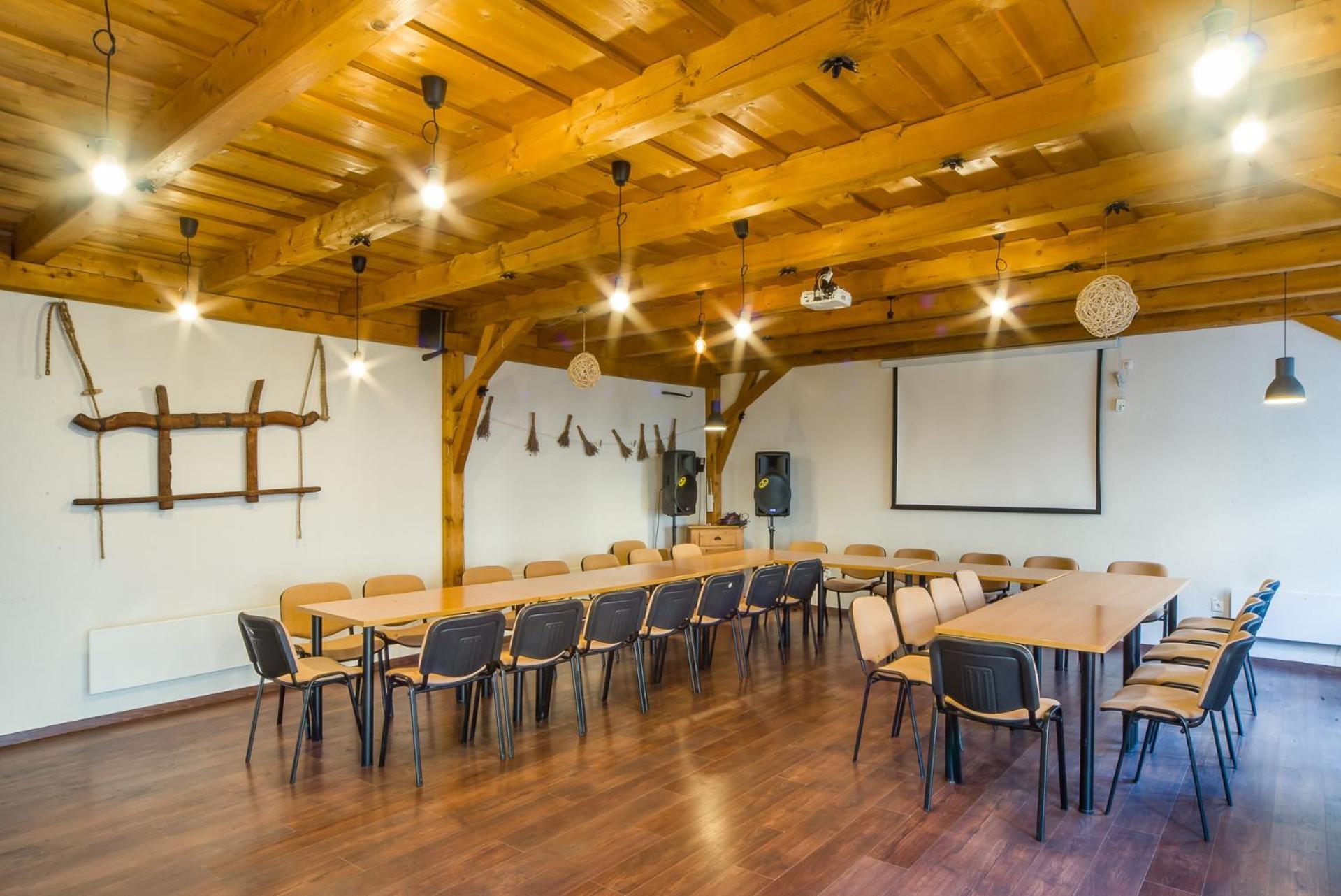 Hotel Piroska Buk Bagian luar foto