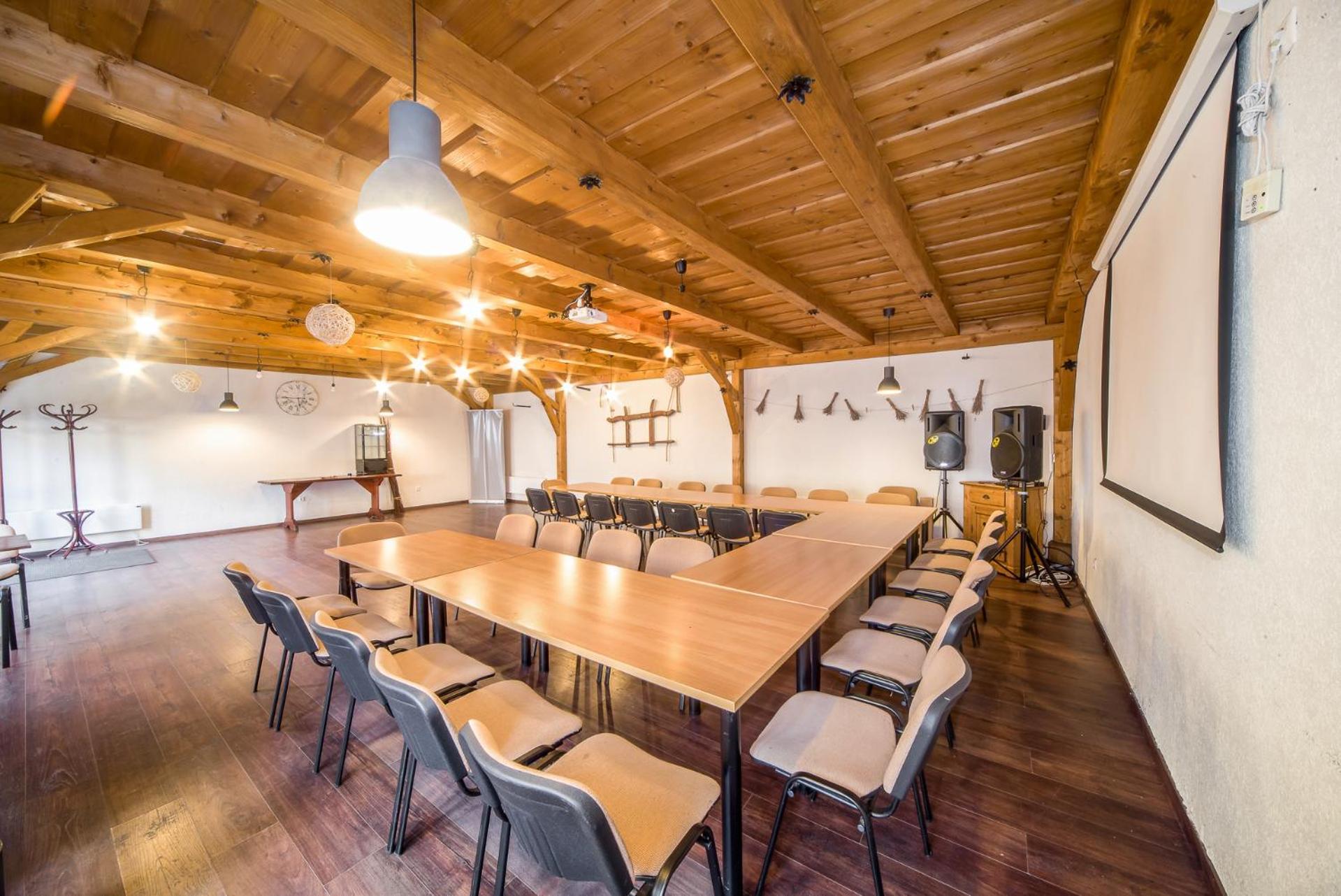 Hotel Piroska Buk Bagian luar foto